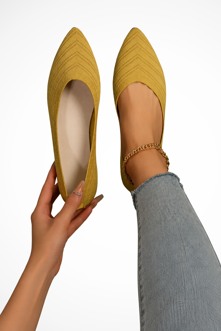 Siopie Pointed Toe Knit Orthopaedic Loafers in Yellow