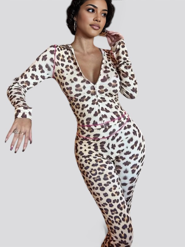 Leopard Print Two Piece Set for Women – Soft Breathable Lounge and Activewear Outfit