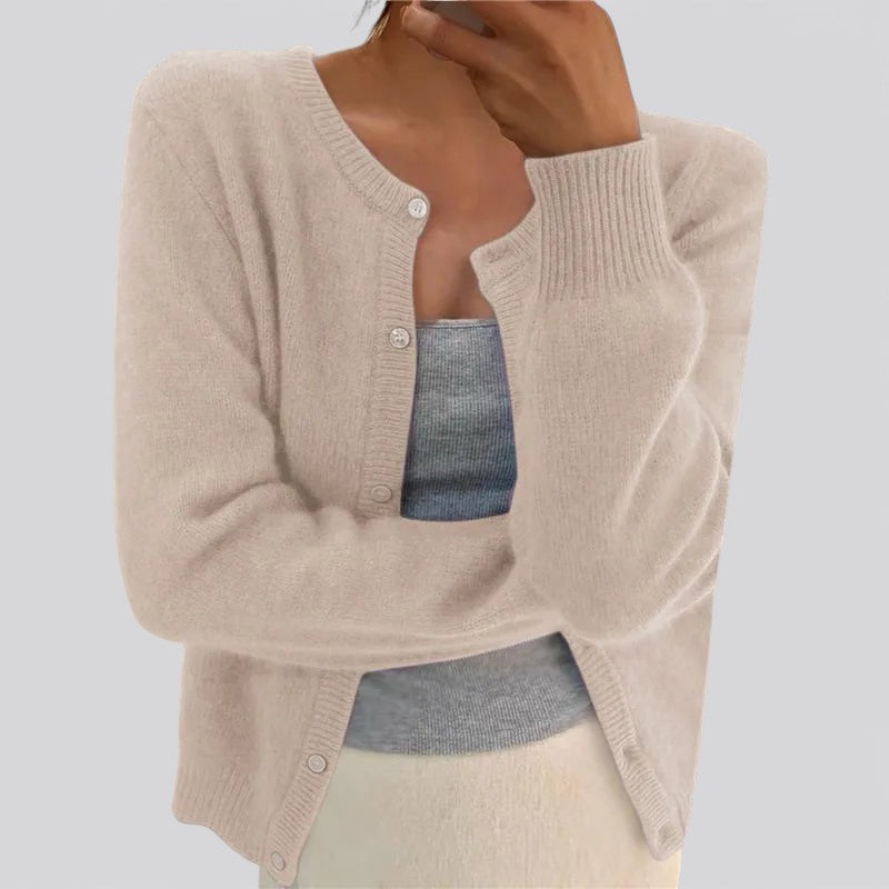 Women’s Soft Knit Cardigan for Elegant Everyday Layering