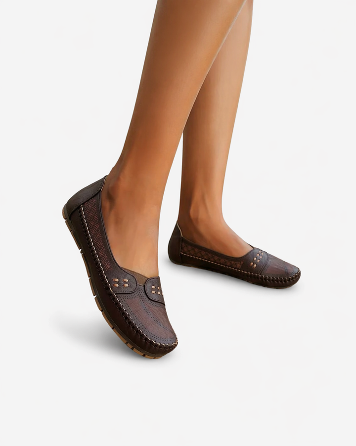 Siopie | Women’s Perforated Slip-On Loafers