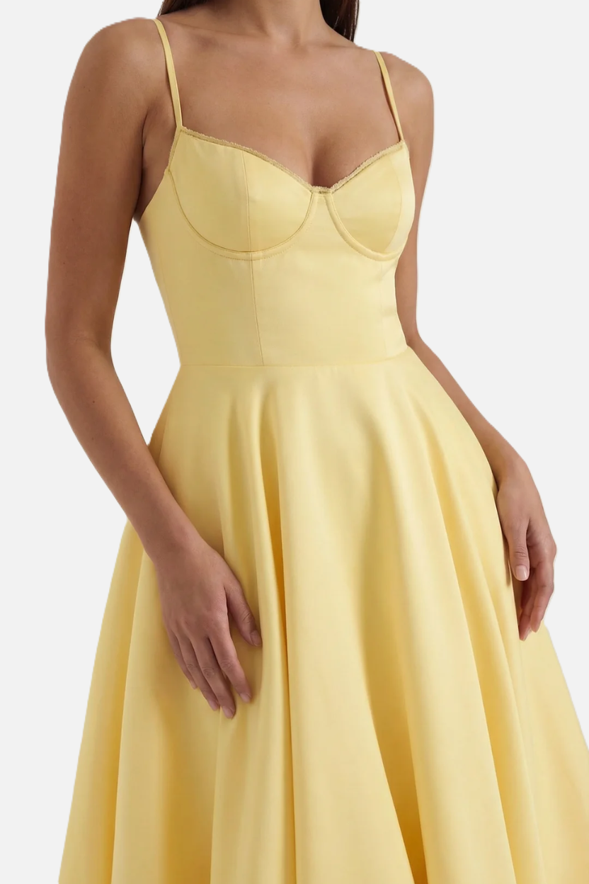 Sweetheart Bustier Midi Dress with Full Circle Skirt and Tulle Hem