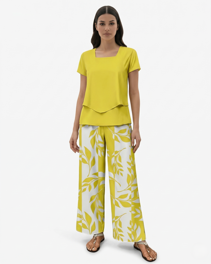 Two Piece Set Short Sleeve Top and Wide Leg Printed Pants