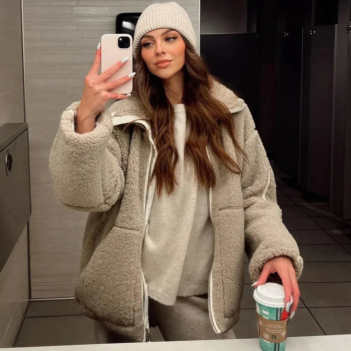 Women’s Fleece Jacket – Warm Lightweight Polar Jacket for Everyday Winter Wear